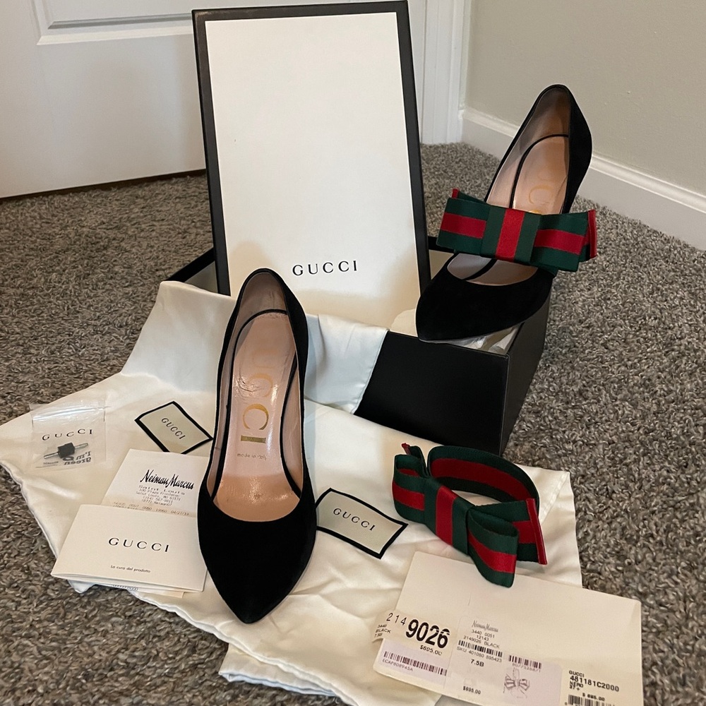 Authentic GUCCI stilettos EUC